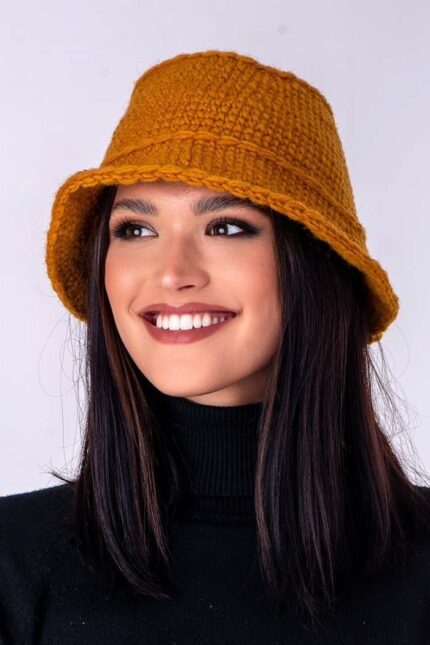 oker bucket kapa vunena ženska - ručno pleteni proizvodi od vune - wool art