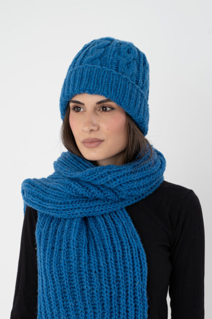 jarko plavi ručno pleteni vuneni šal kapa komplet set - ručno pleteni proizvodi od vune - wool art